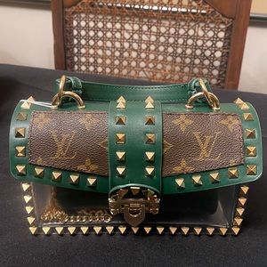 Louis, Up cycled, clear w/removal pouch